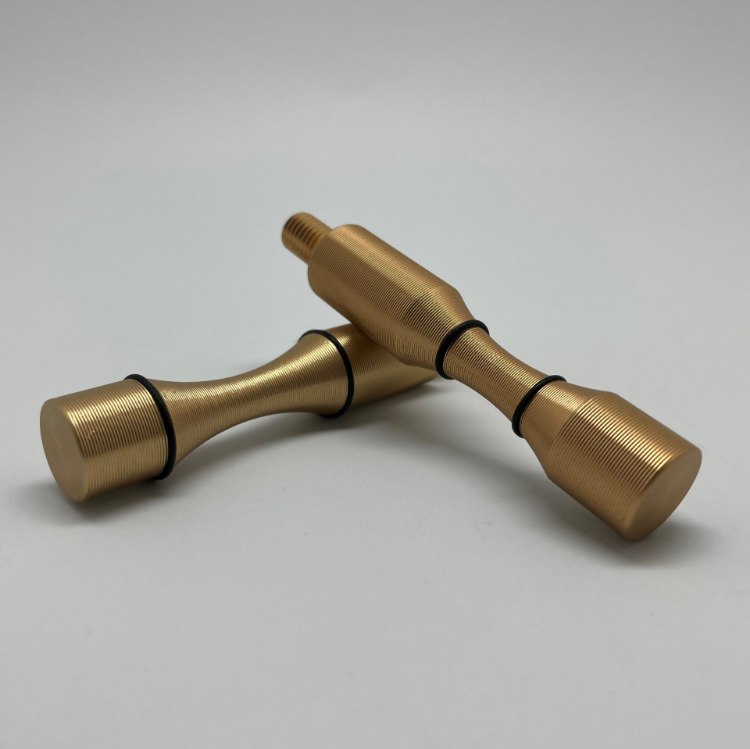 Picture of 1-Bottle Gold Wine Pegs